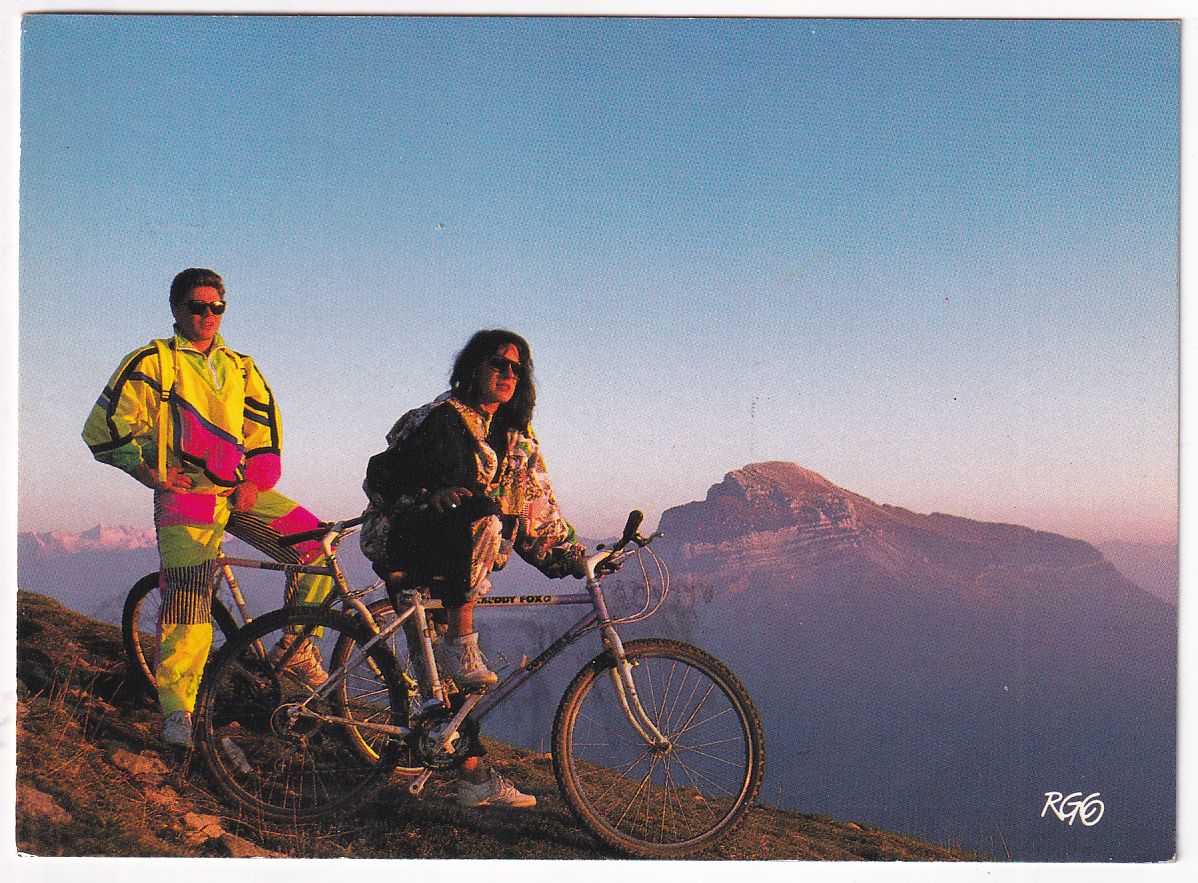 Carte Postale vélo tout terrain VTT sport d'été Val d'Isère halte sur les cimes