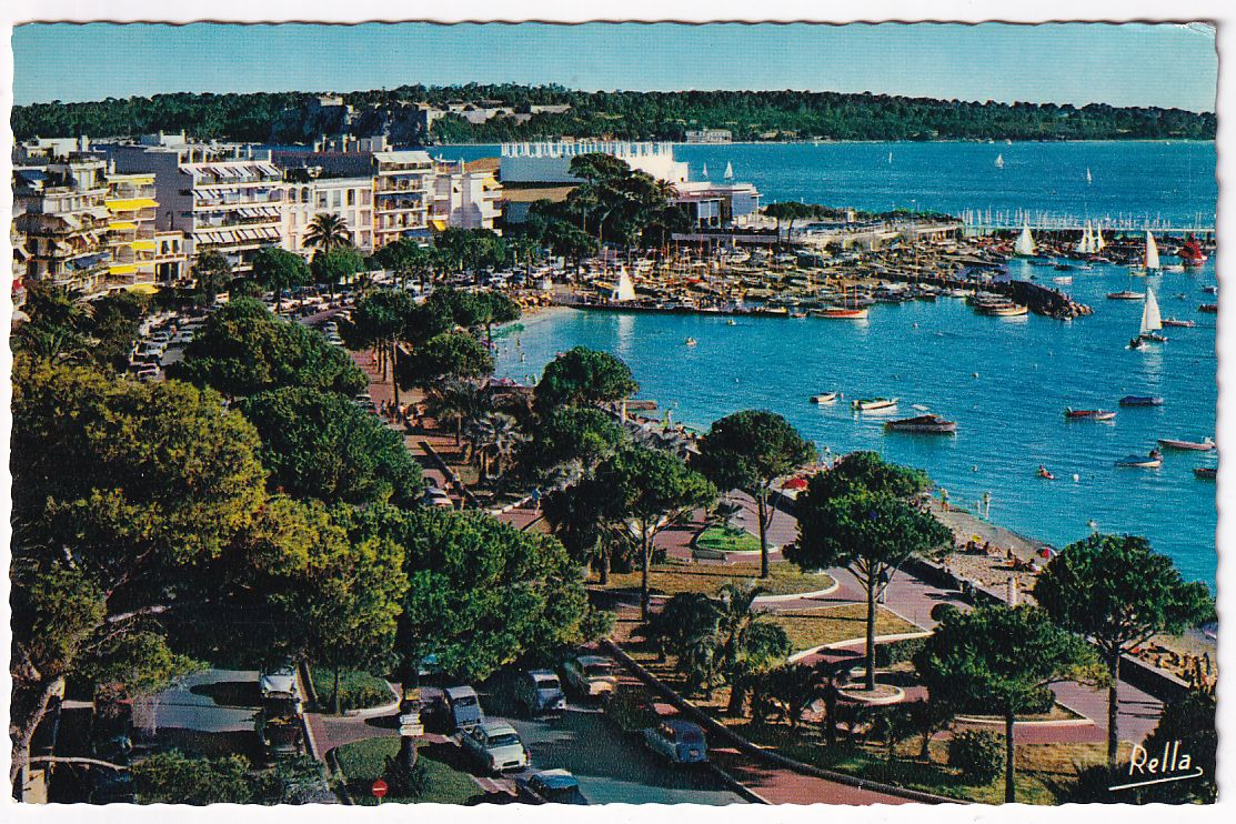 Carte postale Cannes, la croisette, Bijou plage, le Palm Beach, et l'ile sainte marguerite