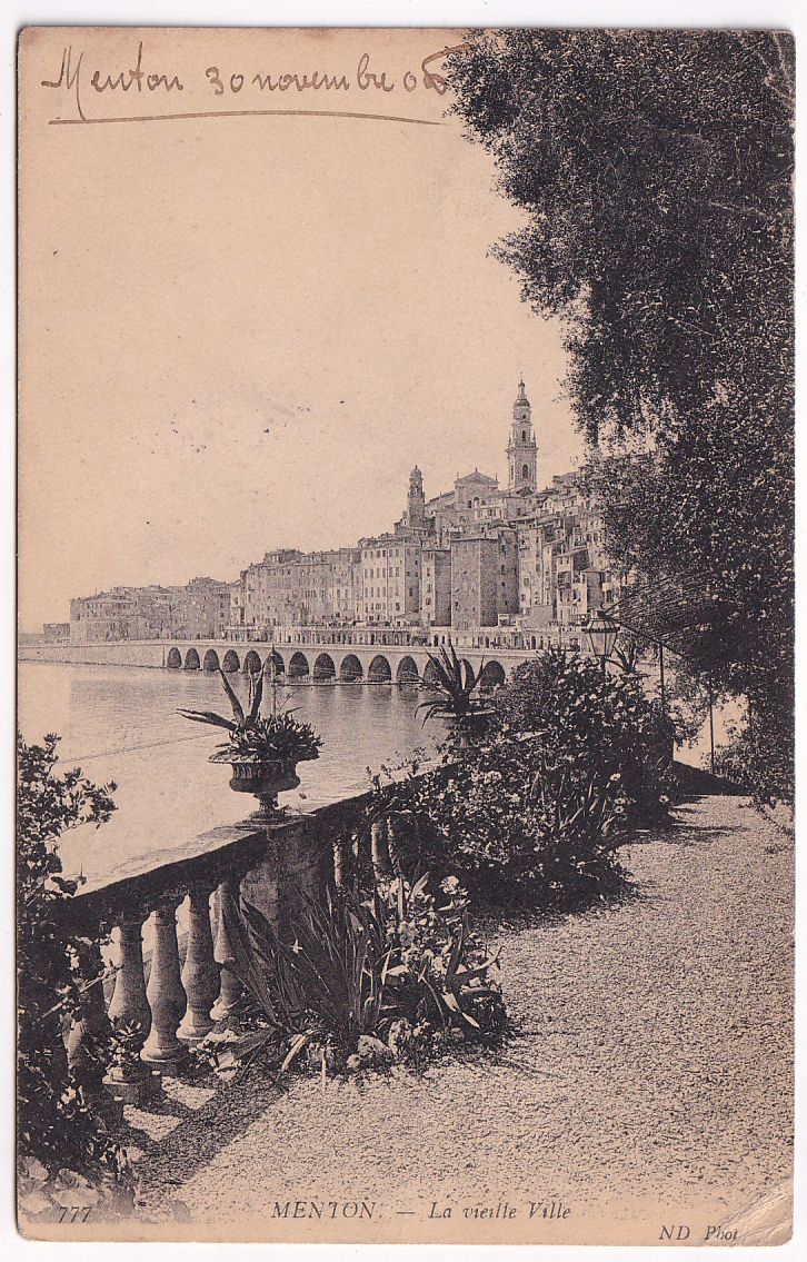 Carte postale Menton la vieille ville