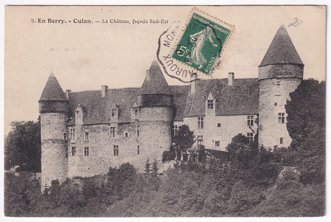 Carte postale Culan le château façade Sud Est