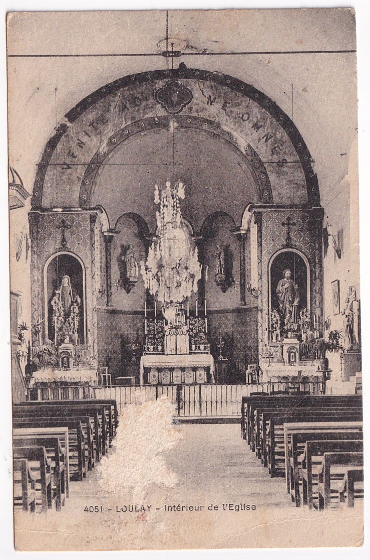 Carte postale Loulay intérieure de l'église