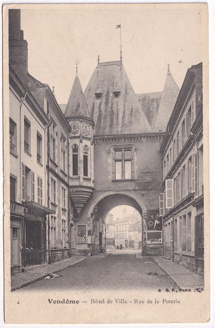 Carte postale Vendôme hôtel de ville rue de la poterie