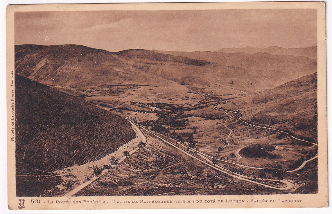 Carte postale vallée du Larboust lacets de Peyresourde la route des Pyrénées