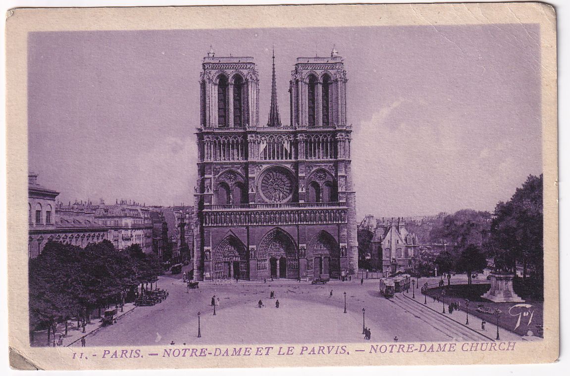 Carte postale Paris Notre-dame et le parvis