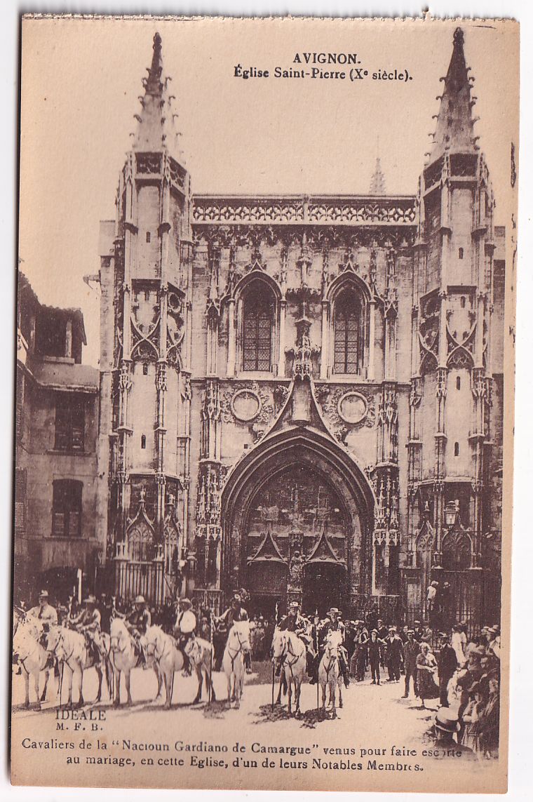 Carte postale Avignon église Saint-Pierre