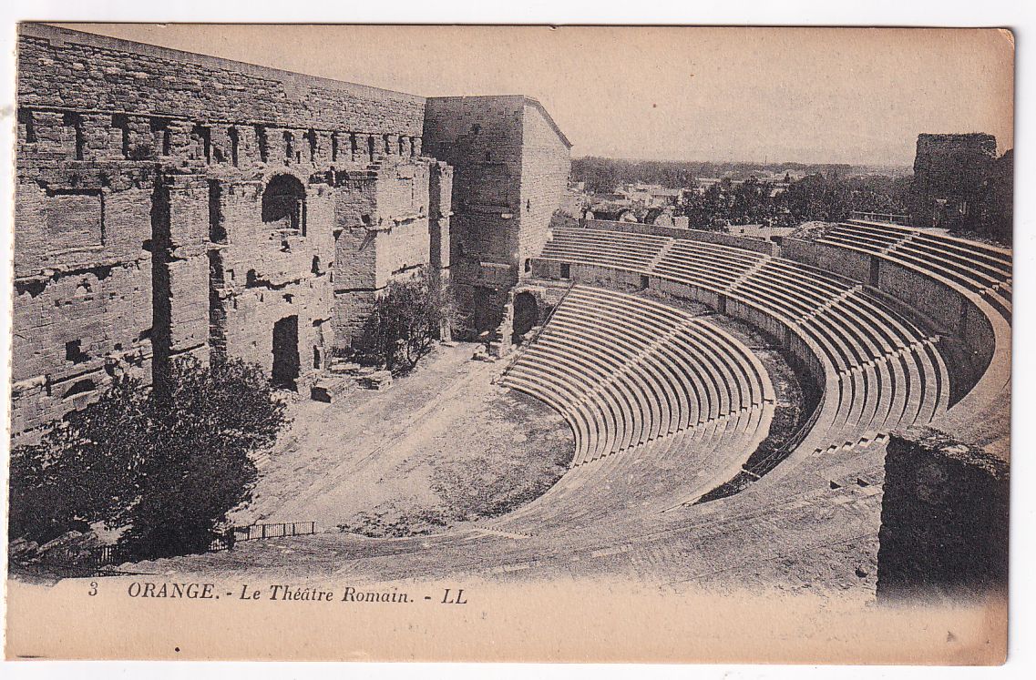 Carte postale Orange le théâtre romain