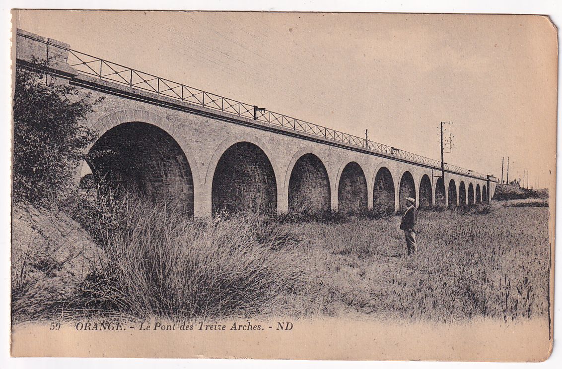 Carte postale Orange le pont des treize arches