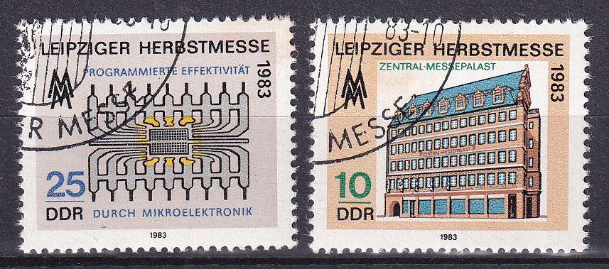 Timbre Allemagne Orientale n° 2465 et 2466 série foire d'automne de Leipzig