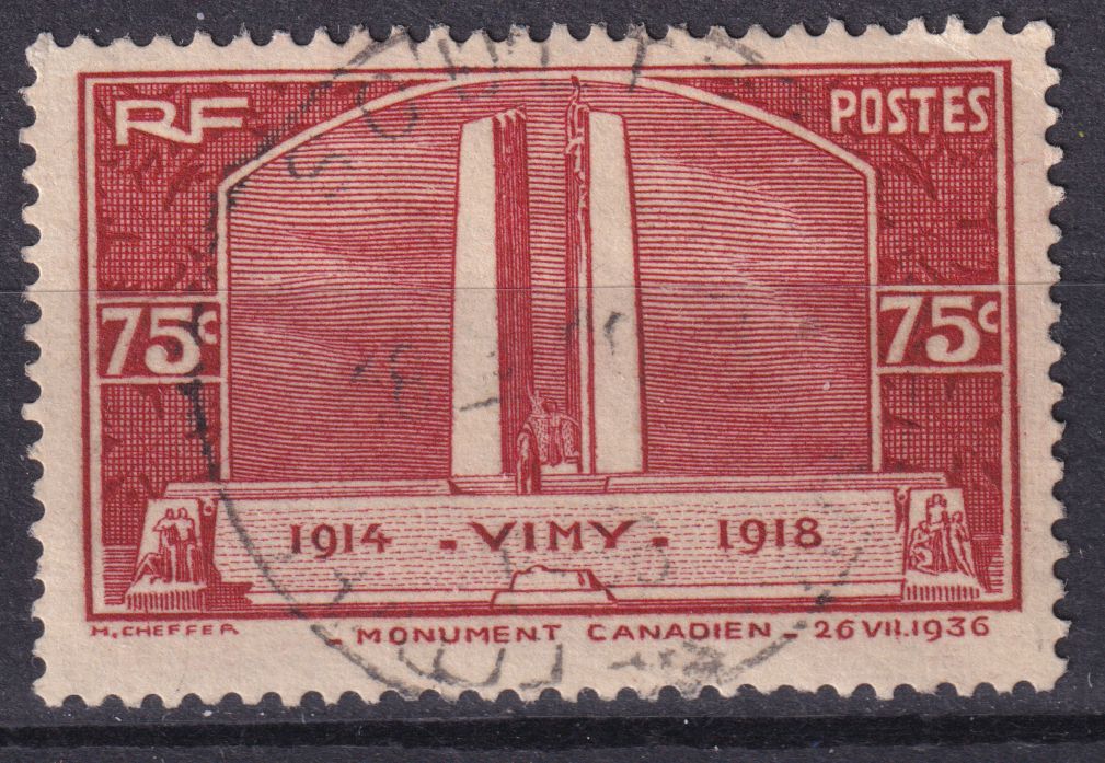 Timbre France n° 316 obl Vimy a la mémoire des canadiens tombés au cours de la guerre