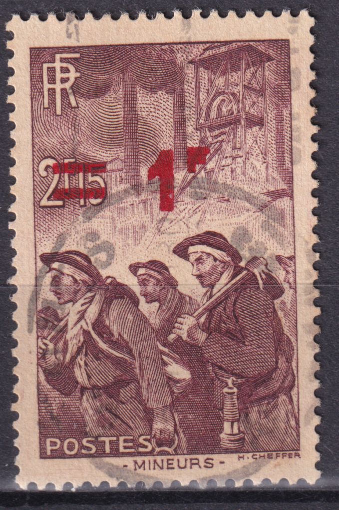 Timbre France n° 489 obl mineurs