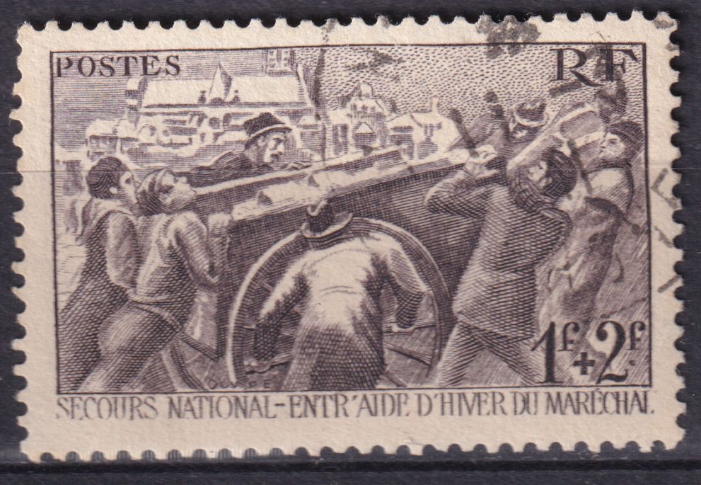 Timbre France n° 497 obl secours national entraide d'hiver du Maréchal