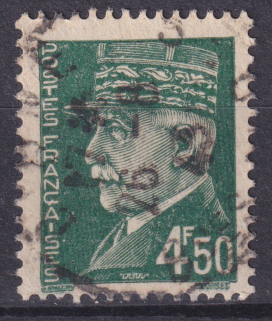 Timbre France n° 521B obl Maréchal Pétain