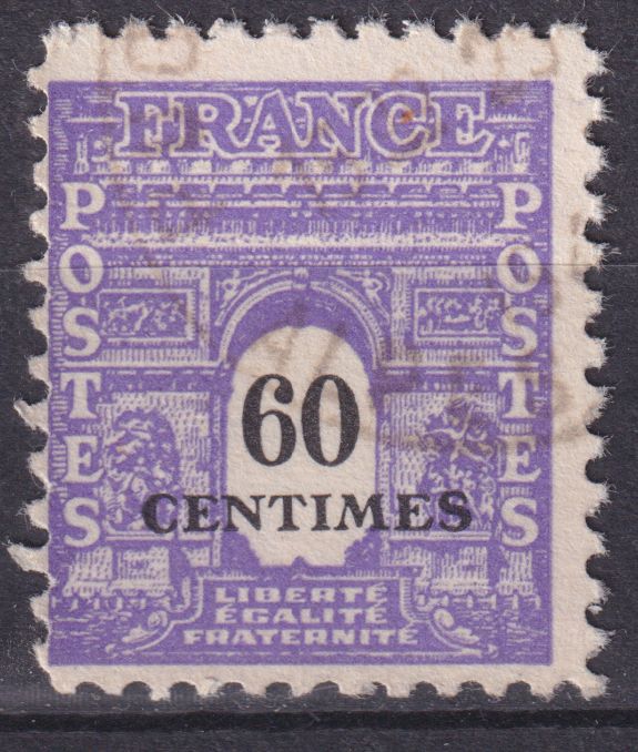 Timbre France n° 705 obl type Arc de Triomphe de 1944