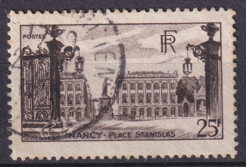 Timbre France n° 778 obl place Stanislas à Nancy