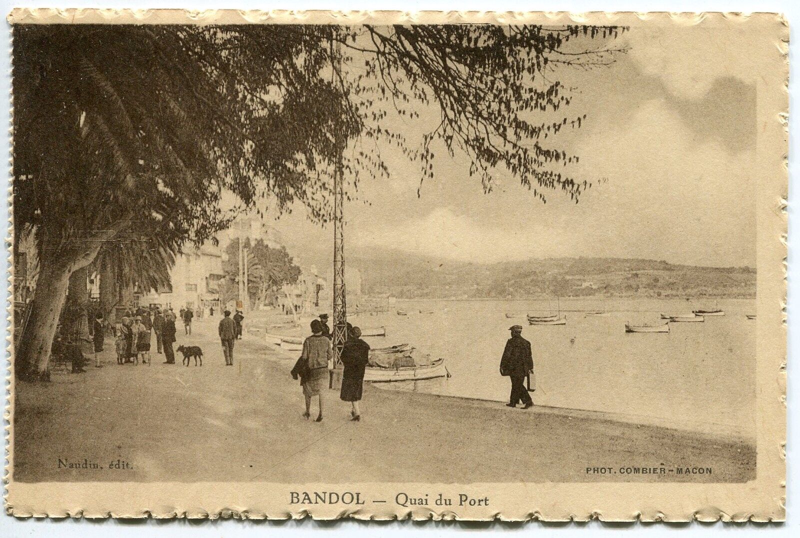 CARTE POSTALE BANDOL QUAI DU PORT 400626070040