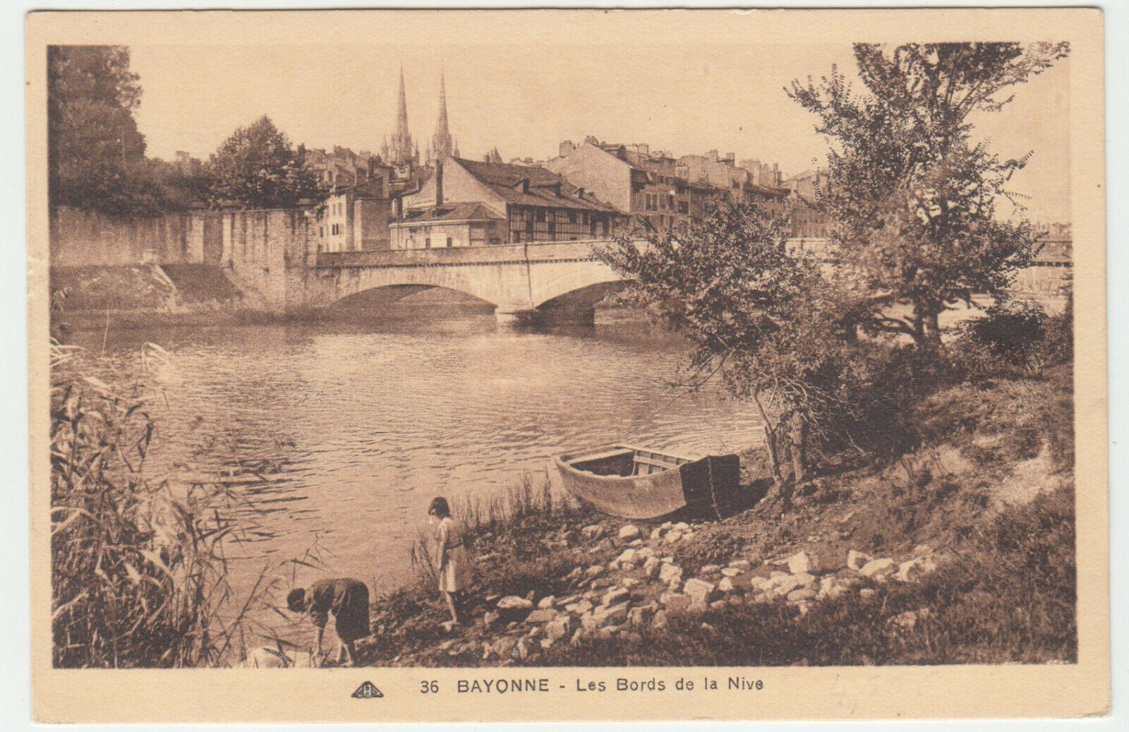 CARTE POSTALE BAYONNE LES BORDS DE LA NIVE 402116523480