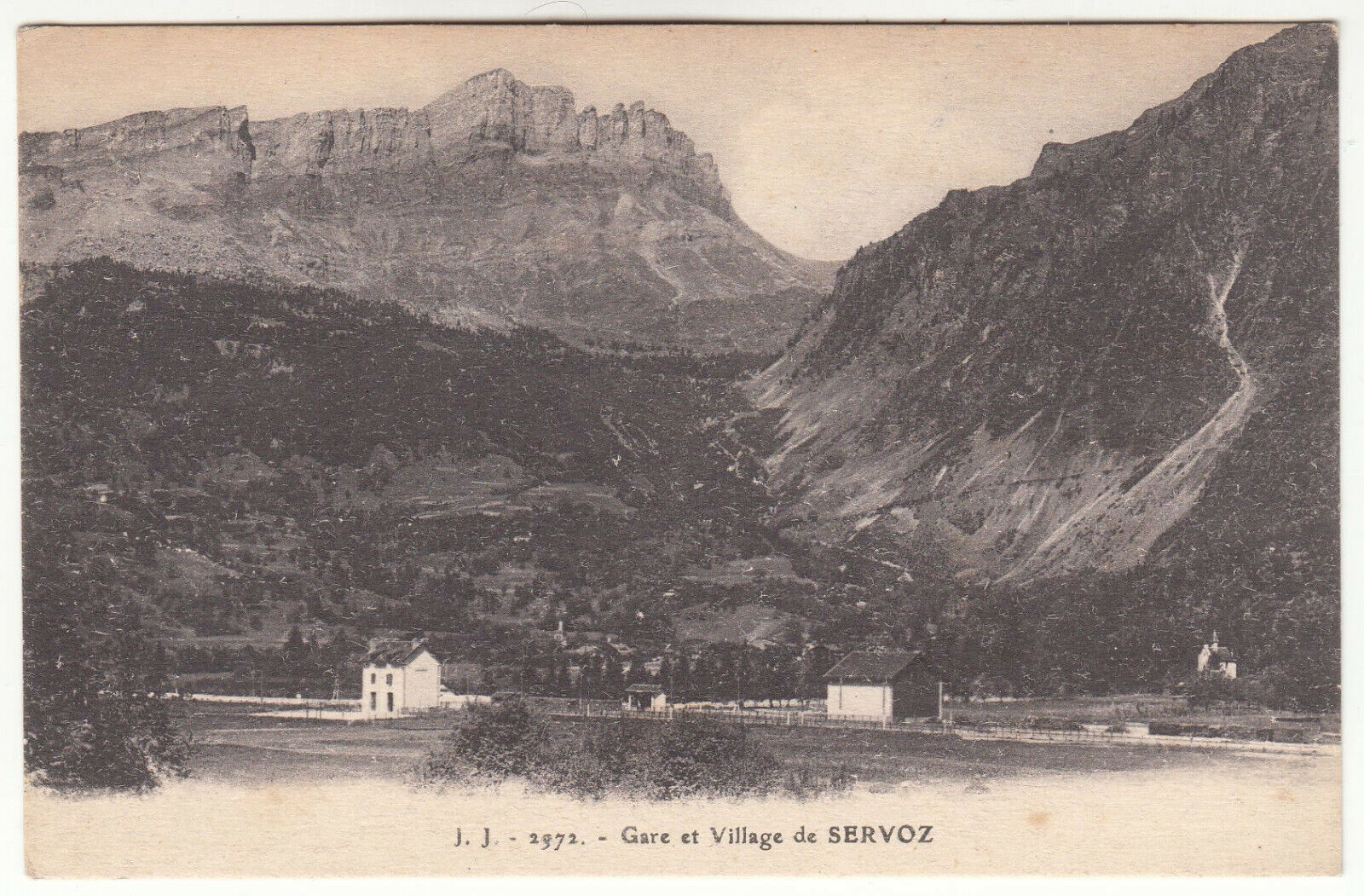 CARTE POSTALE GARE ET VILLAGE DE SERVOZ 401885404920