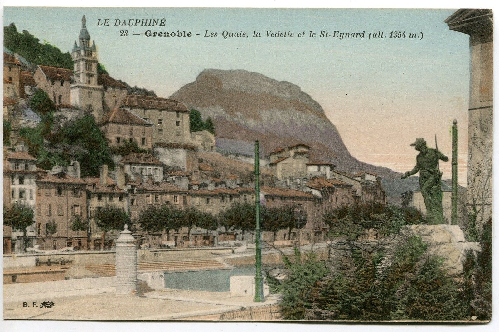 CARTE POSTALE GRENOBLE LES QUAIS LA VEDETTE ET LE ST EYNARD 121235811370