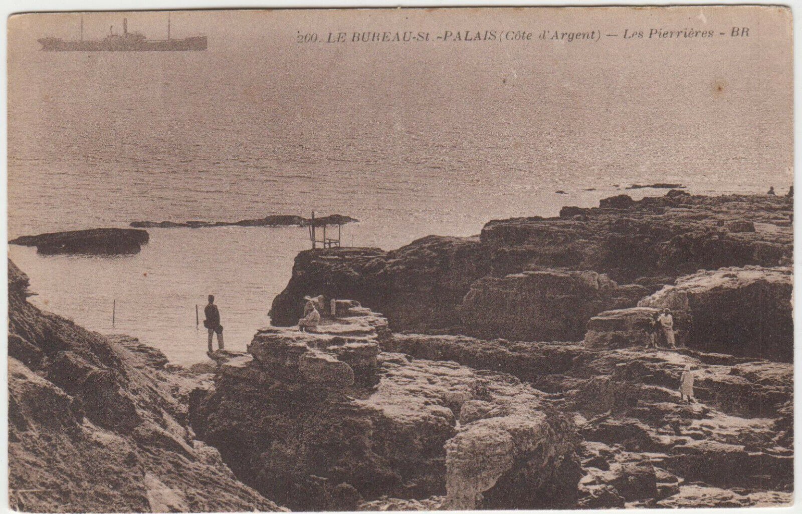 CARTE POSTALE LE BUREAU ST PALAIS LES PIERRIERES 123916801980