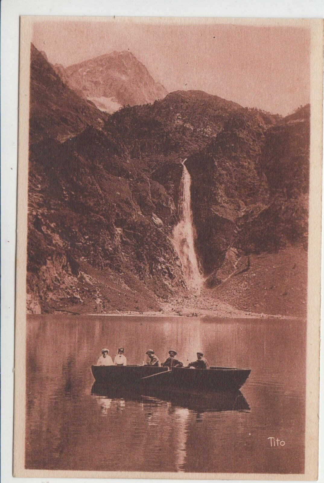 CARTE POSTALE LES PYRENEES LAC D OO LA GRANDE CASCADE ET PIC QUEYRAT 401924558310