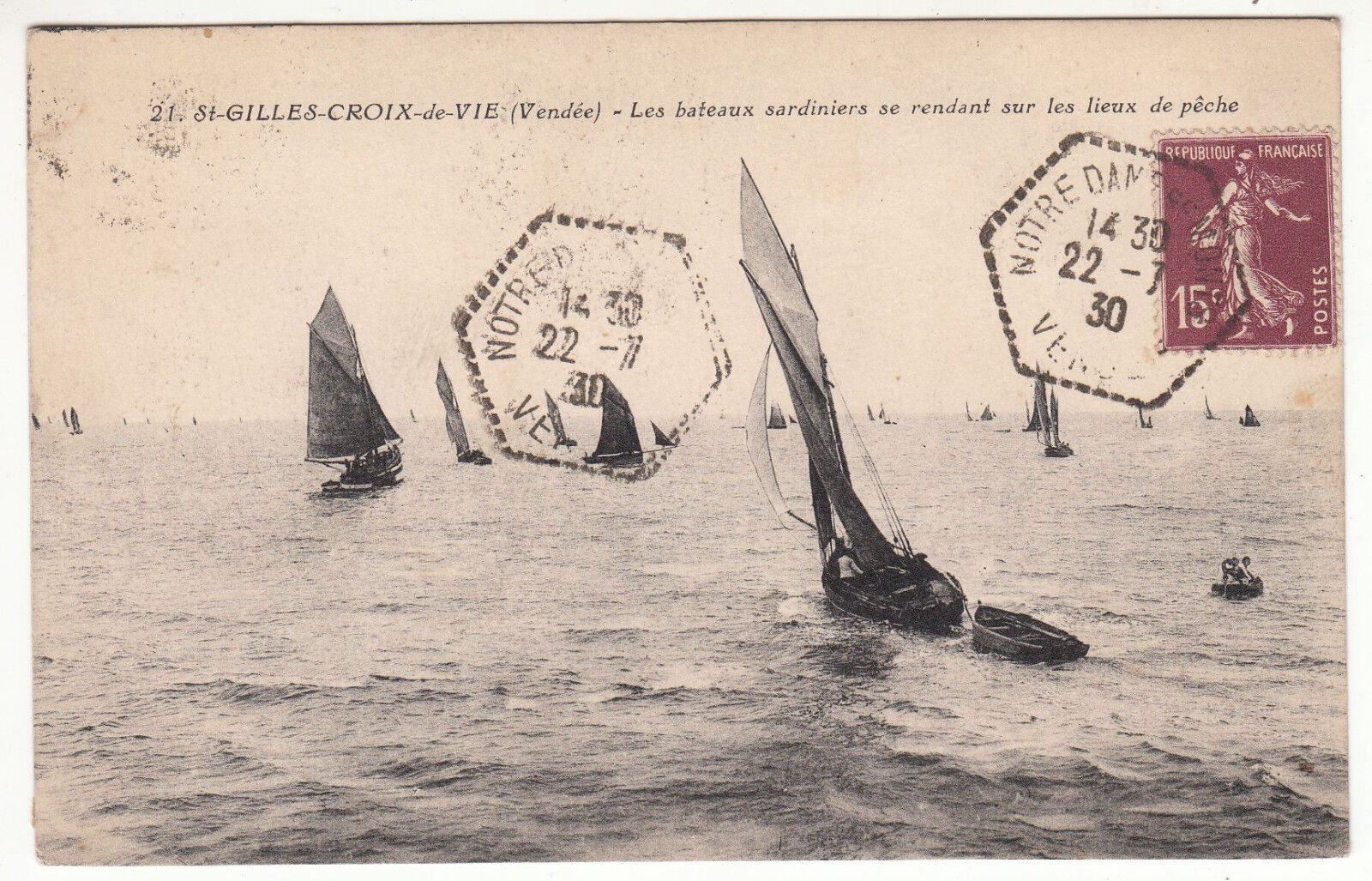 CARTE POSTALE SAINT GILLES CROIX DE VIE LES BATEAUX SARDINIERS ALLANT A LA PECHE 401471965280