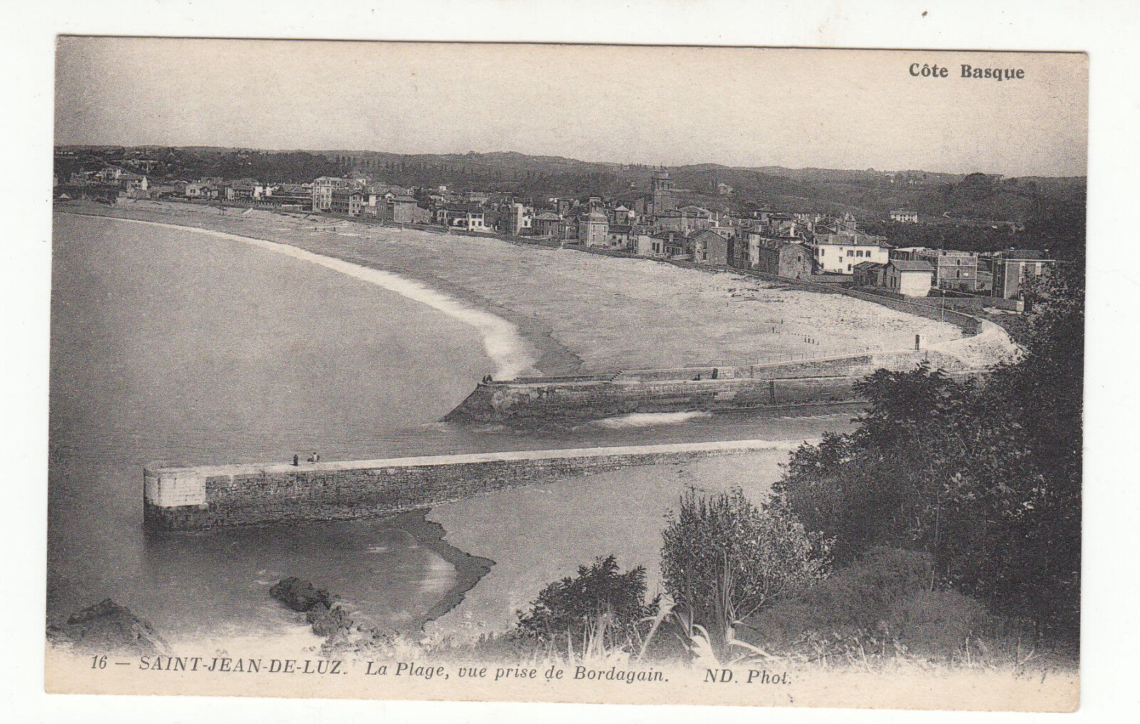 CARTE POSTALE SAINT JEAN DE LUZ LA PLAGE VUE DE BORDAGAIN 122358867930