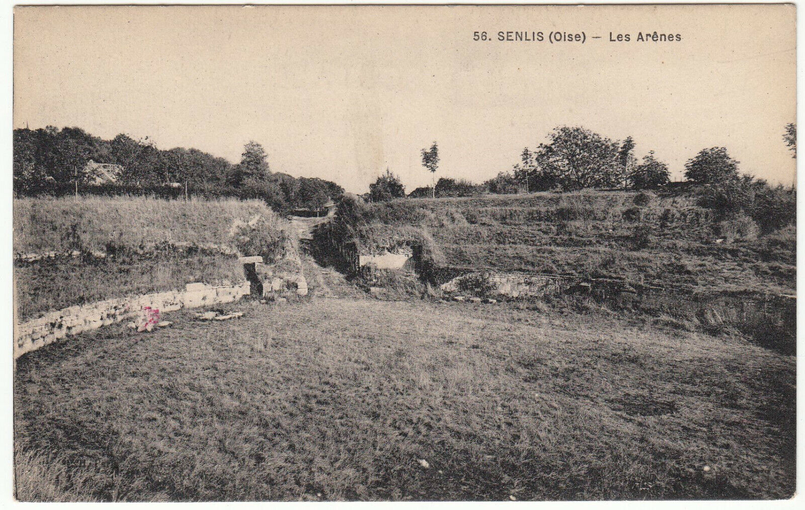 CARTE POSTALE SENLIS LES ARENES 123979967910