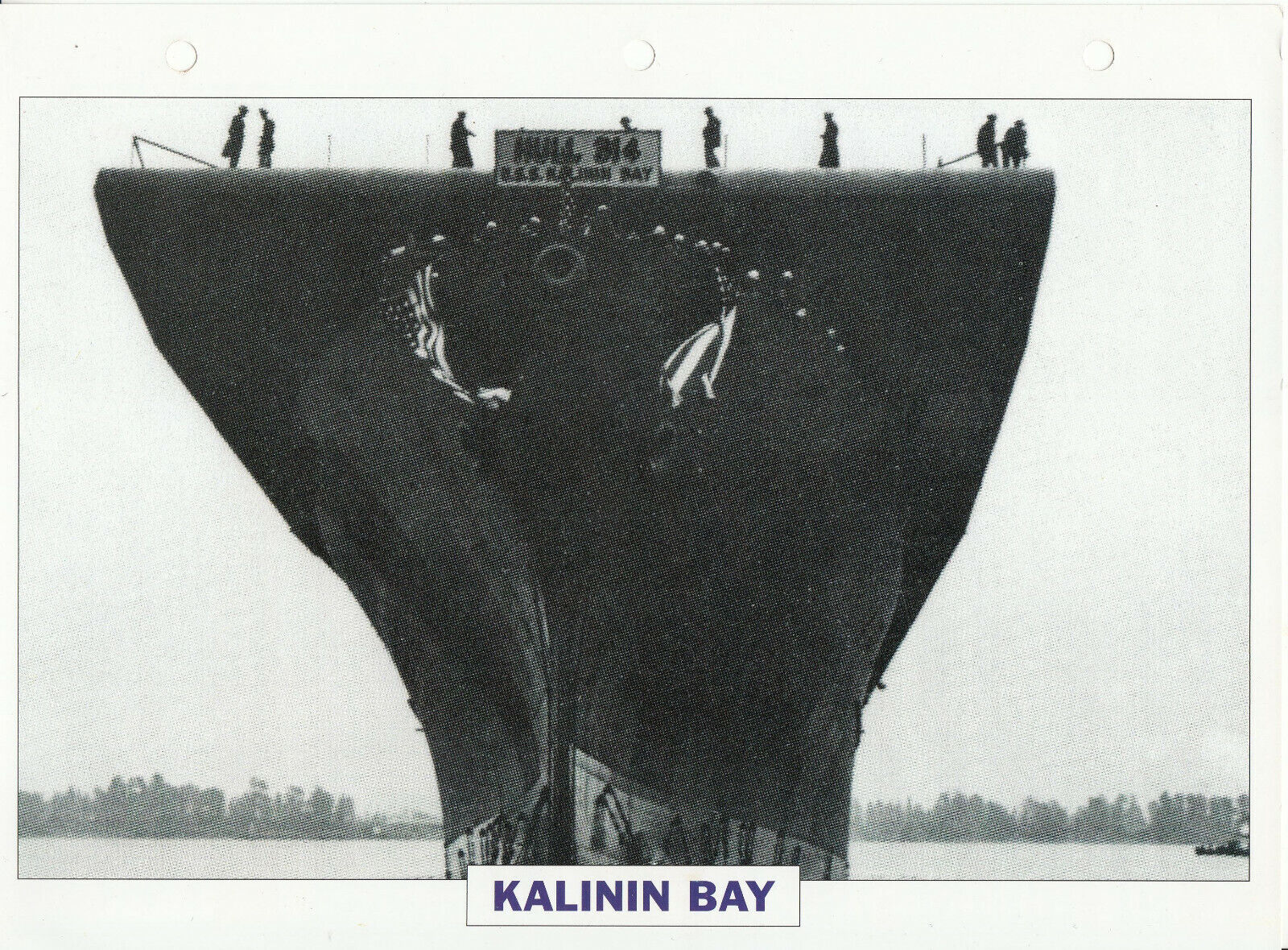 PHOTO BATEAU MILITAIRE PORTE AVIONS KALININ BAY USA 1943 123792999650