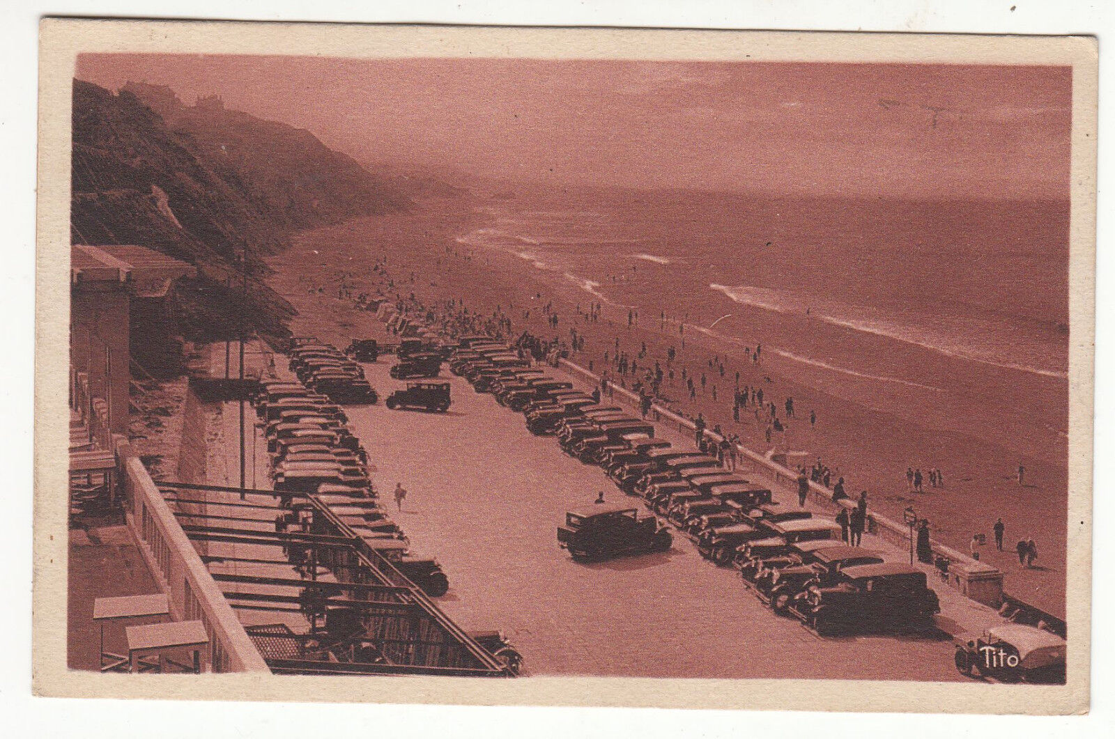 CARTE POSTALE BIARRITZ LE GRAND TROTOIR DE LA COTE DES BASQUE 401281547851