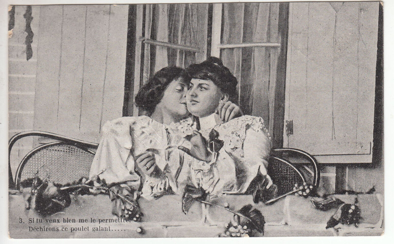 CARTE POSTALE FANTAISIE DEUX SOEUR