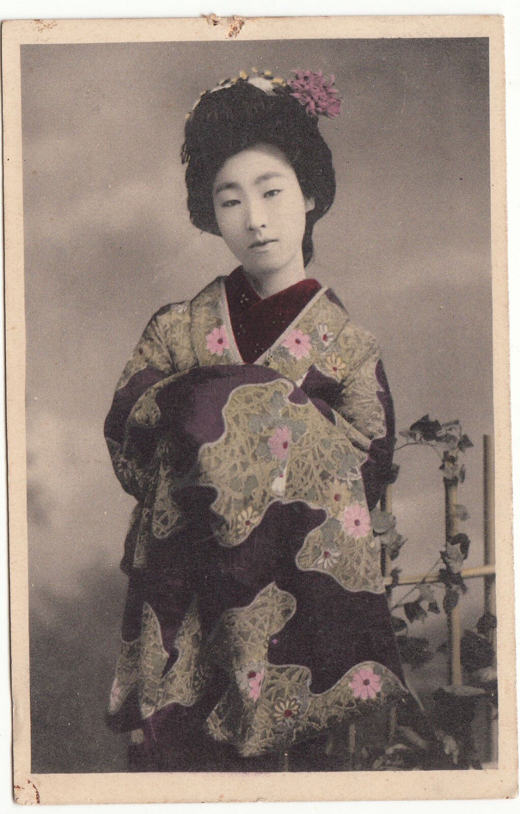 CARTE POSTALE FEMME JAPON TENUE TRADITIONNEL 401505366581