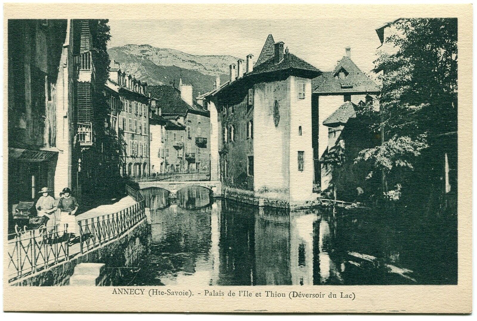 CARTE POSTALE LAC D ANNECY PALAIS DE L ILE ET THIOU DEVERSOIR DU LAC 121247892751