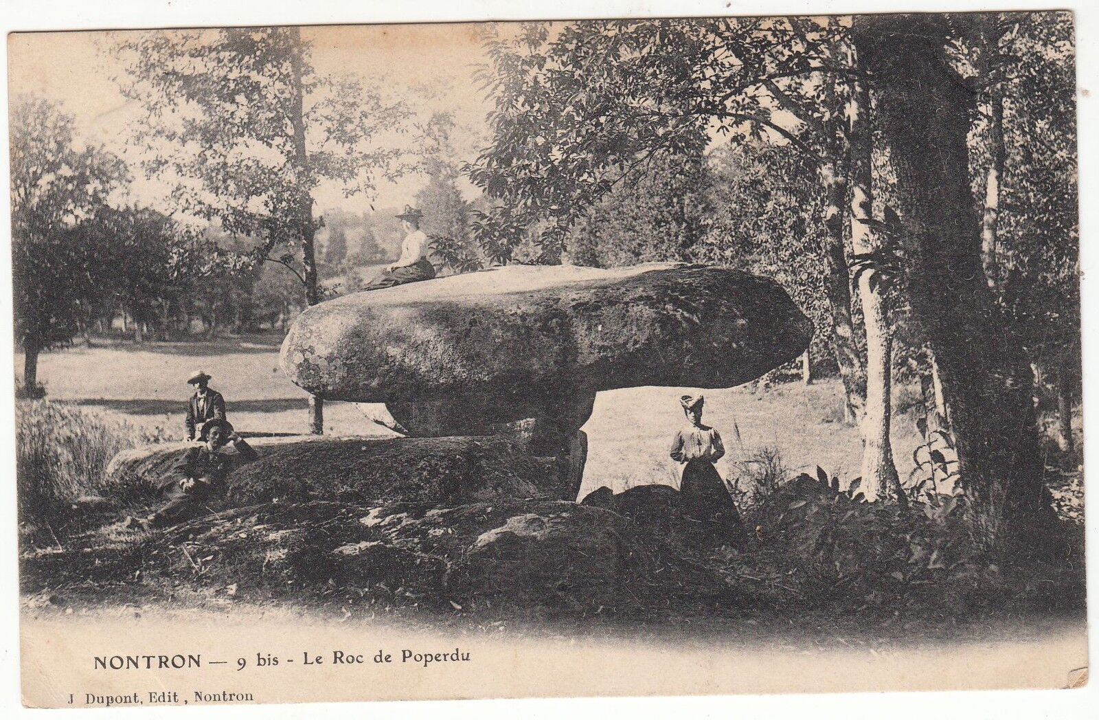 CARTE POSTALE NONTRON LE ROC DE POPERDU 401149332801