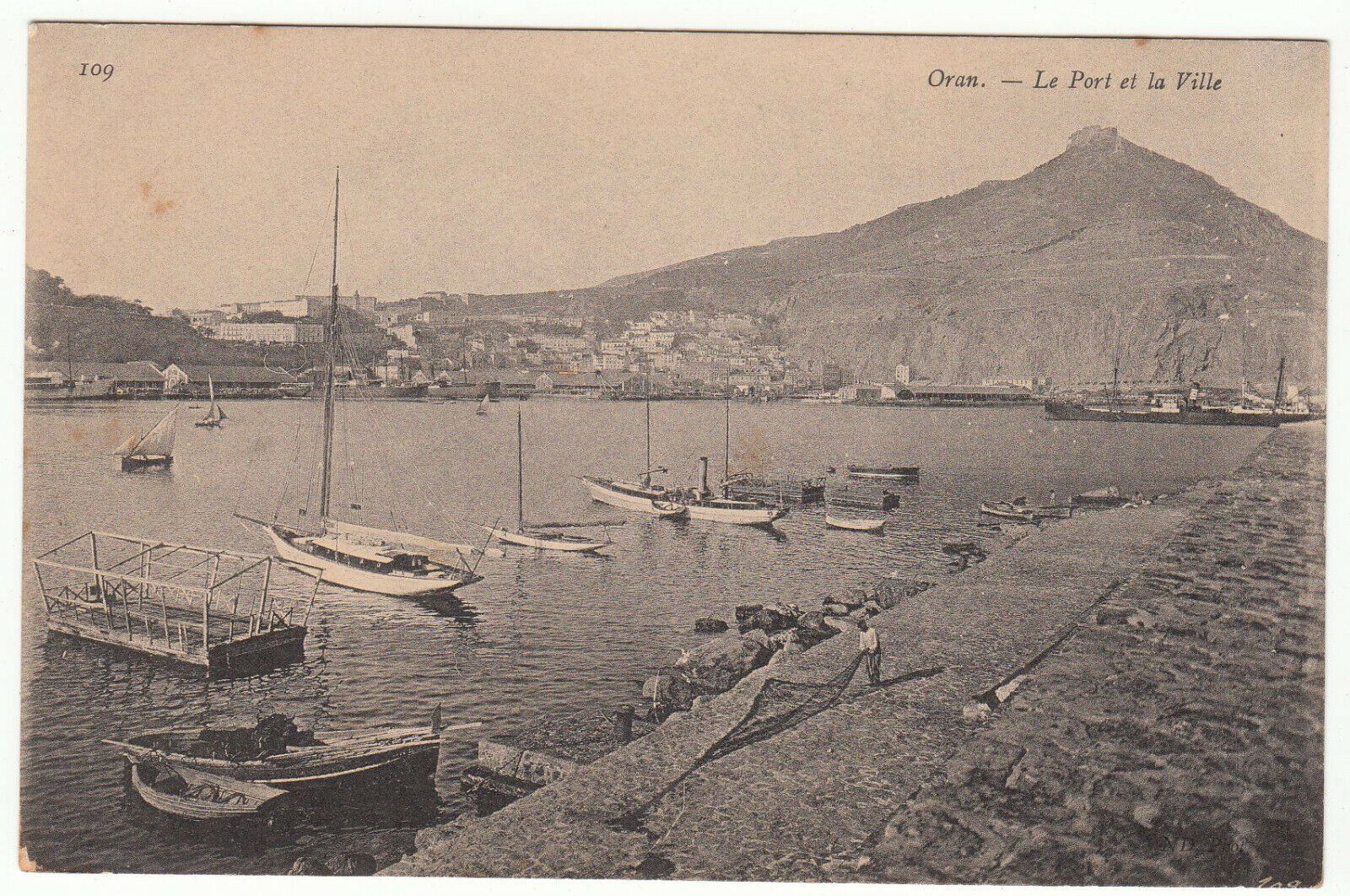 CARTE POSTALE ORAN LE PORT ET LA VILLE 123960165741