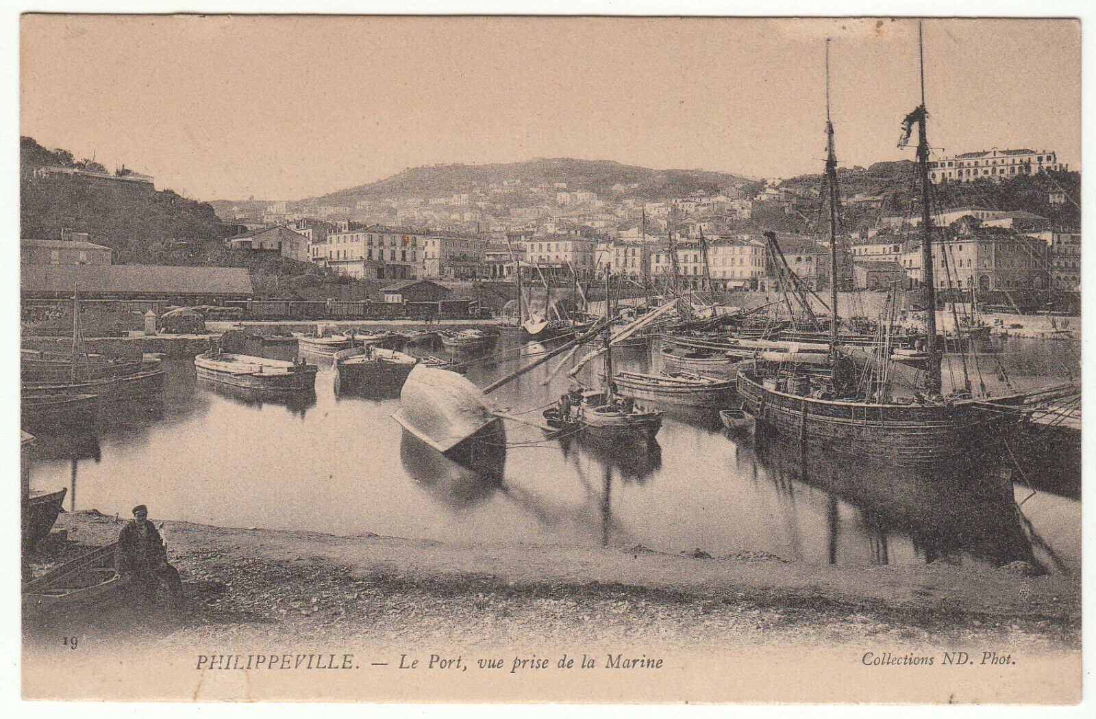 CARTE POSTALE PHILIPPEVILLE LE PORT VUE PRISE DE LA MARINE 123960850531