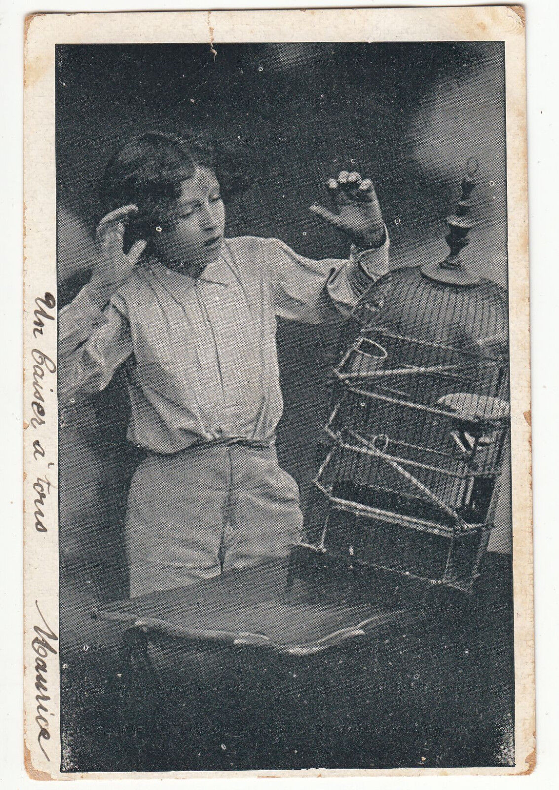 CARTE POSTALE PHOTO ENFANT A LA CAGE 122200007171