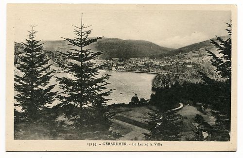 CPA GERARDMER LE LAC ET LA VILLE 110615597131