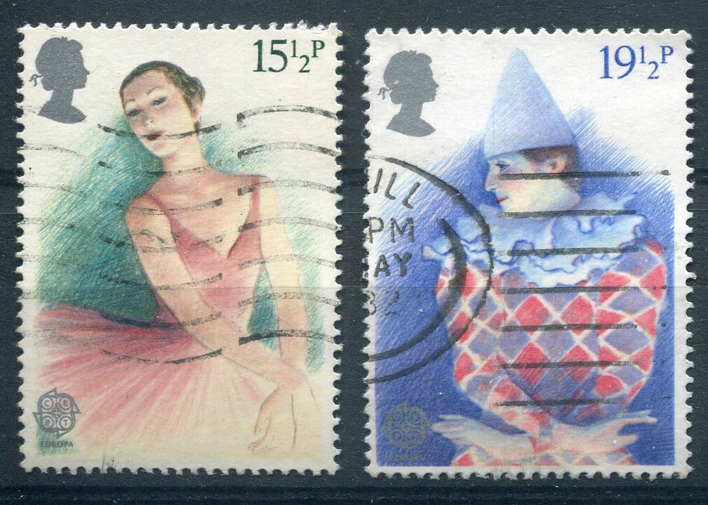 LOT SERIE TIMBRE ANGLETERRE THEME DANSE DEGUISEMENT A ETUDIER 120818713881