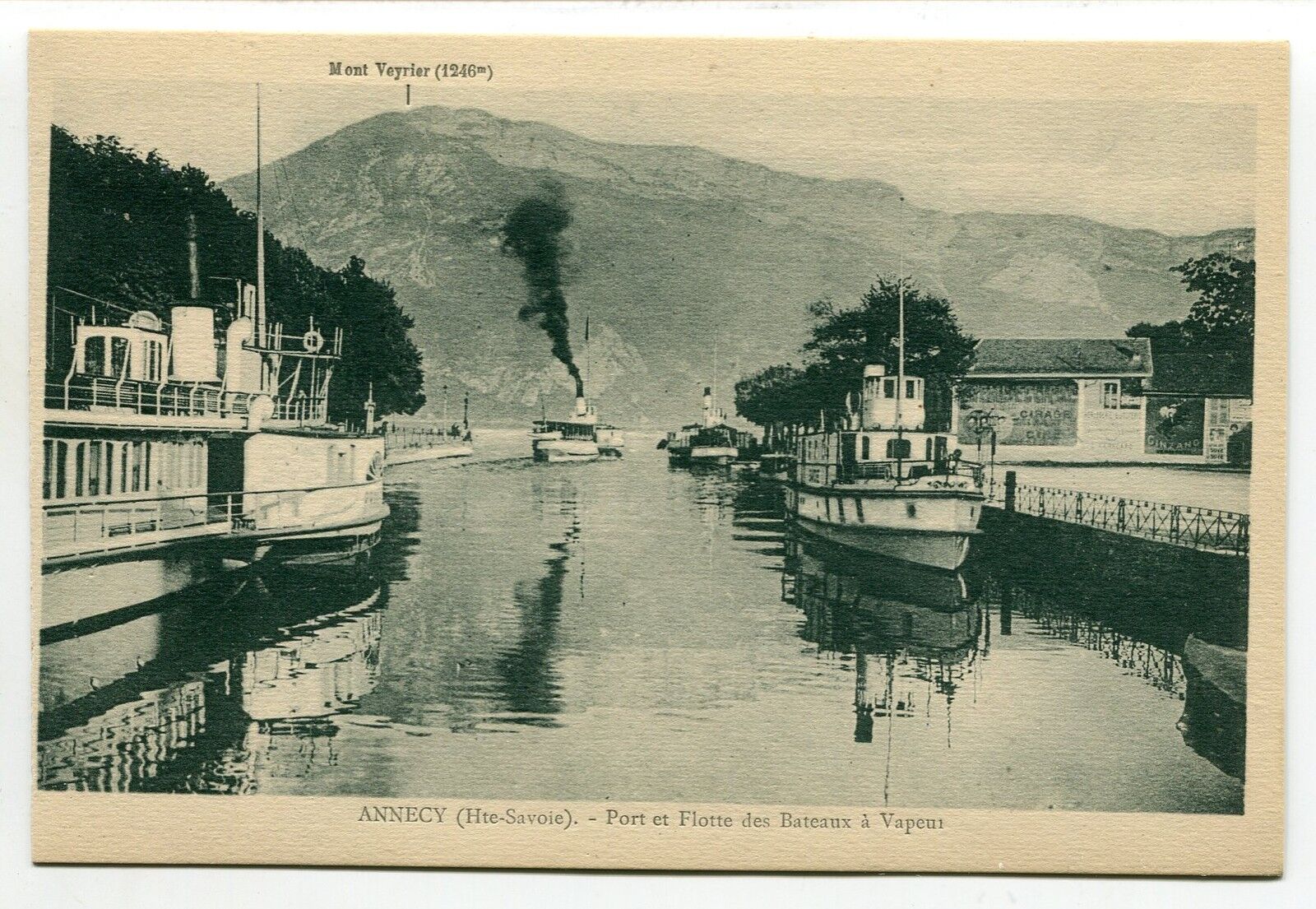 CARTE POSTALE LAC D ANNECY PORT ET FLOTTE DE BATEAU A VAPEUR 400638770902