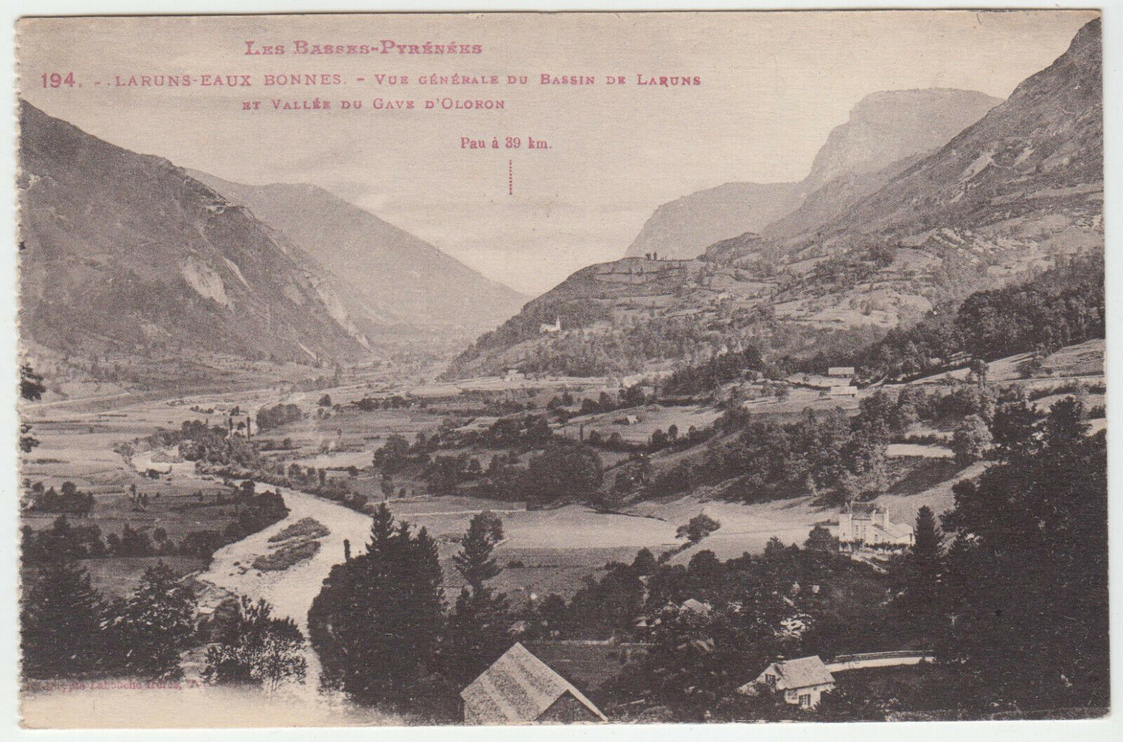 CARTE POSTALE LARUNS EAUX BONNES VUE GENERALE DU BASSIN DE LARUNS 402125461432