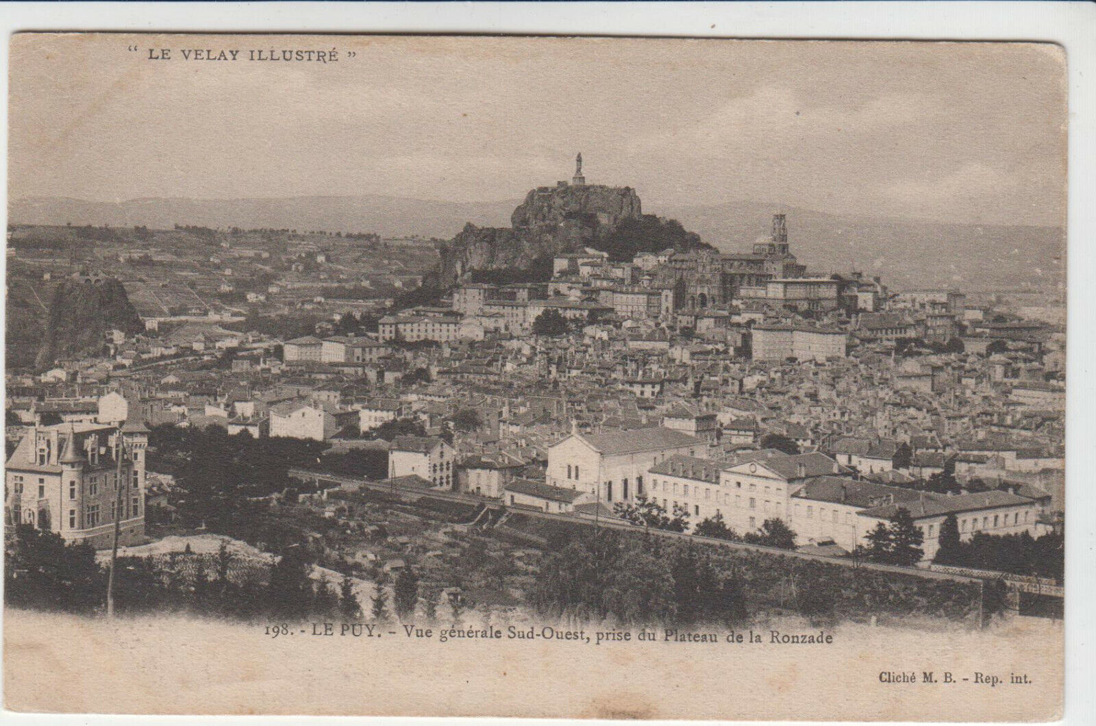 CARTE POSTALE LE PUY VUE GENERALE SUD OUEST PRISE DU PLATEAU DE LA RONZADE 401914637952