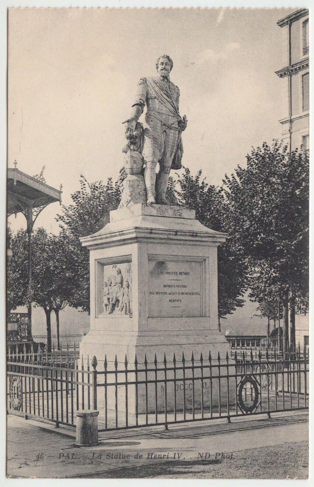 CARTE POSTALE PAU LA STATUE DE HENRI IV 402106487202