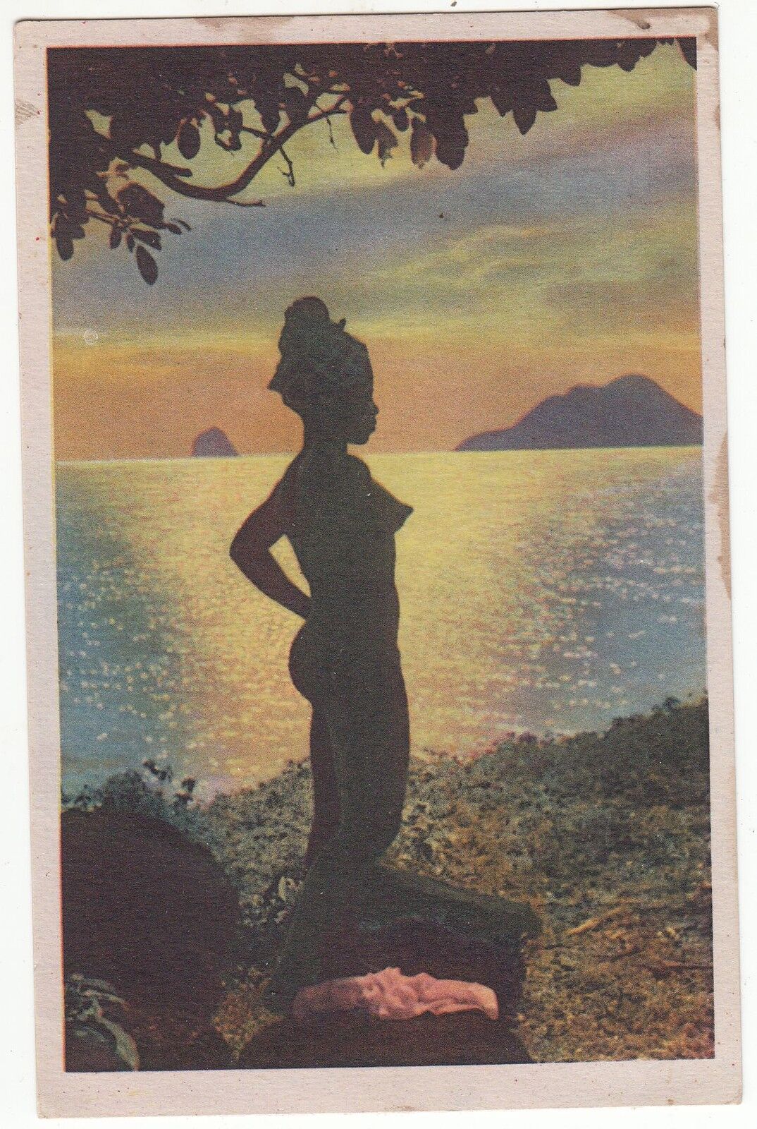 CARTE POSTALE PIN UP FEMME MARTINIQUE LE DIAMANT NOIR 401200406932