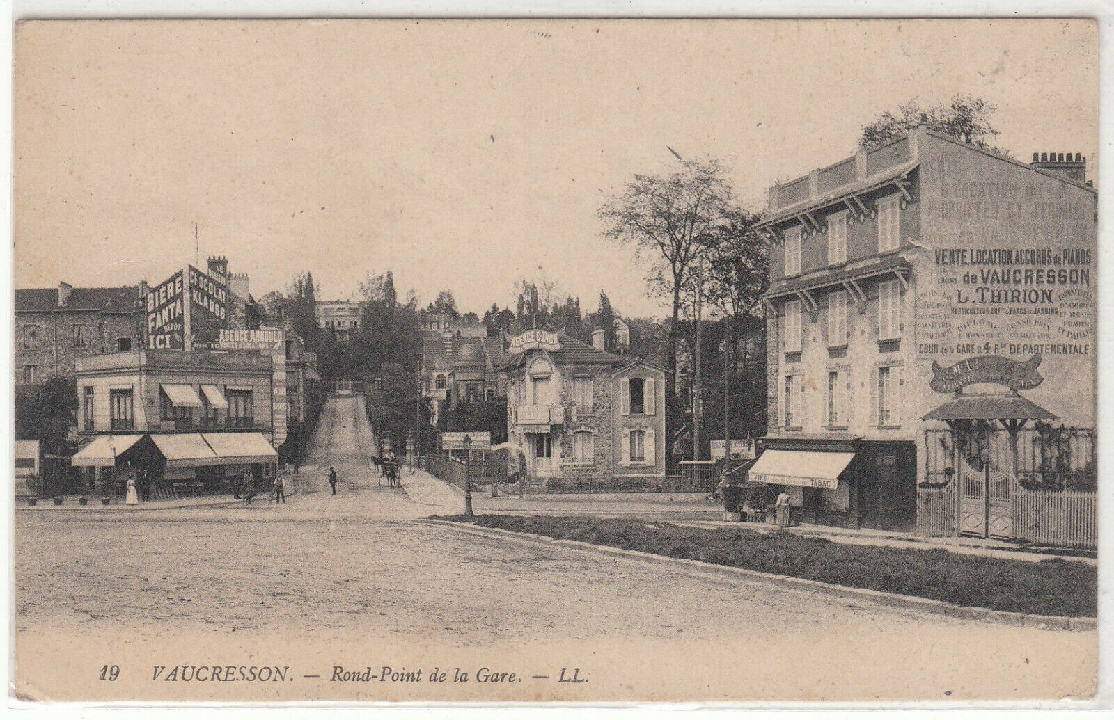 CARTE POSTALE VAUCRESSON ROND POINT DE LA GARE 401941360592