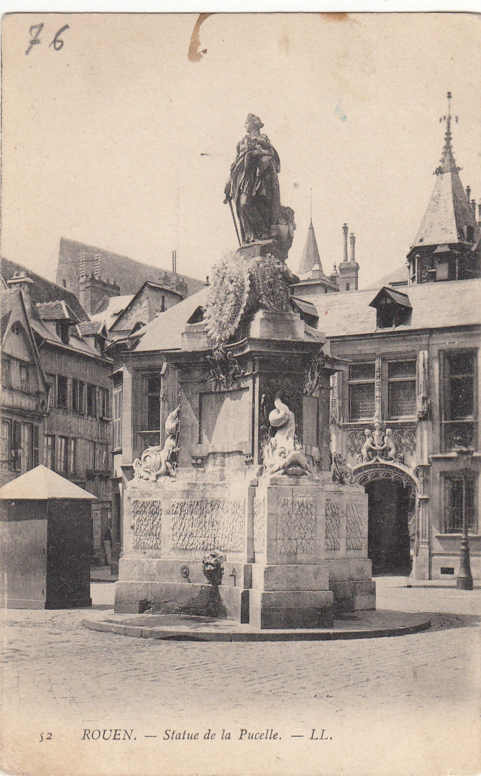 CPA ROUEN STATUE DE LA PUCELLE 121081442252