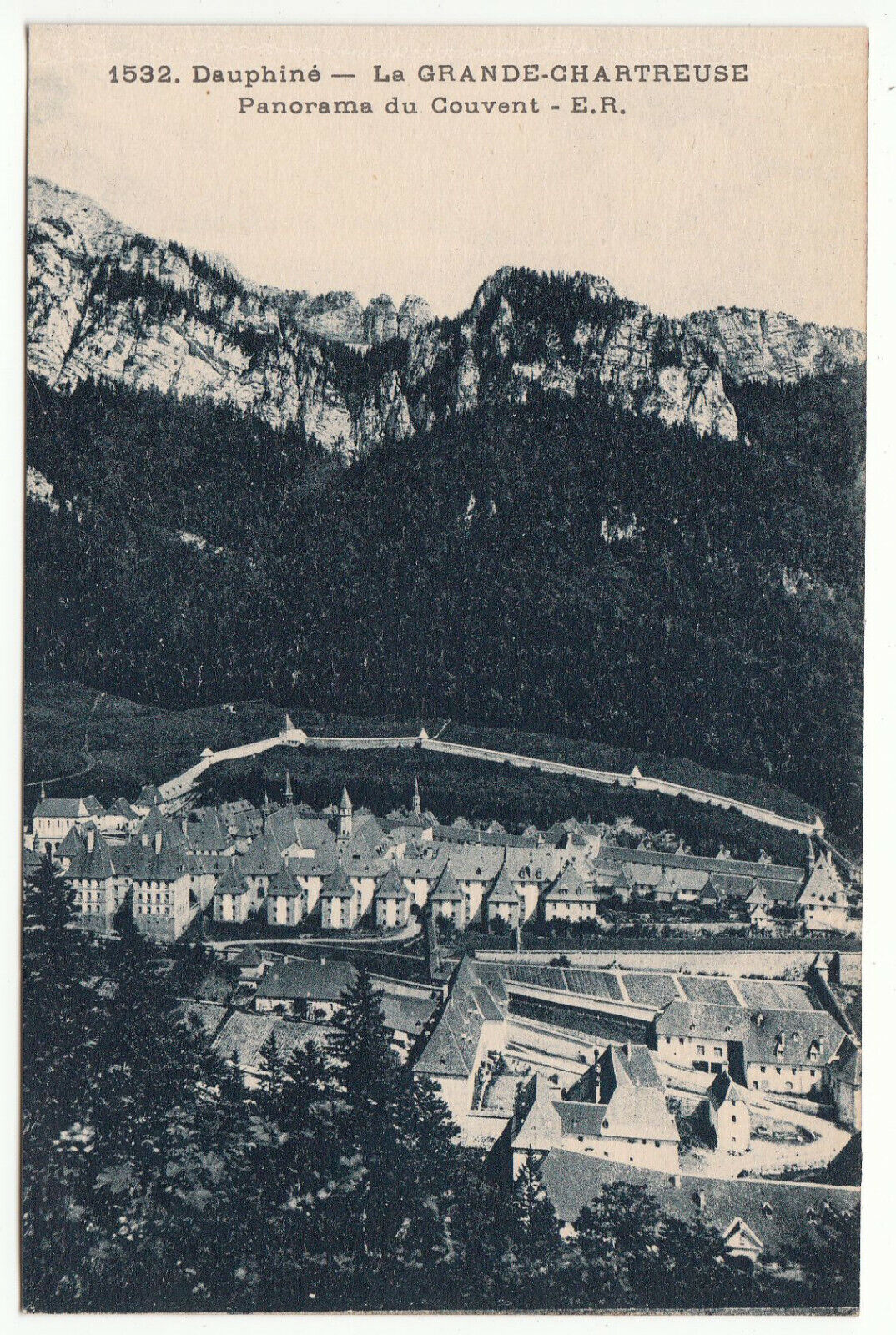 CARTE POSTALE DAUPHINE LA GRANDE CHARTREUSE PANORAMA DU COUVENT 124016659513