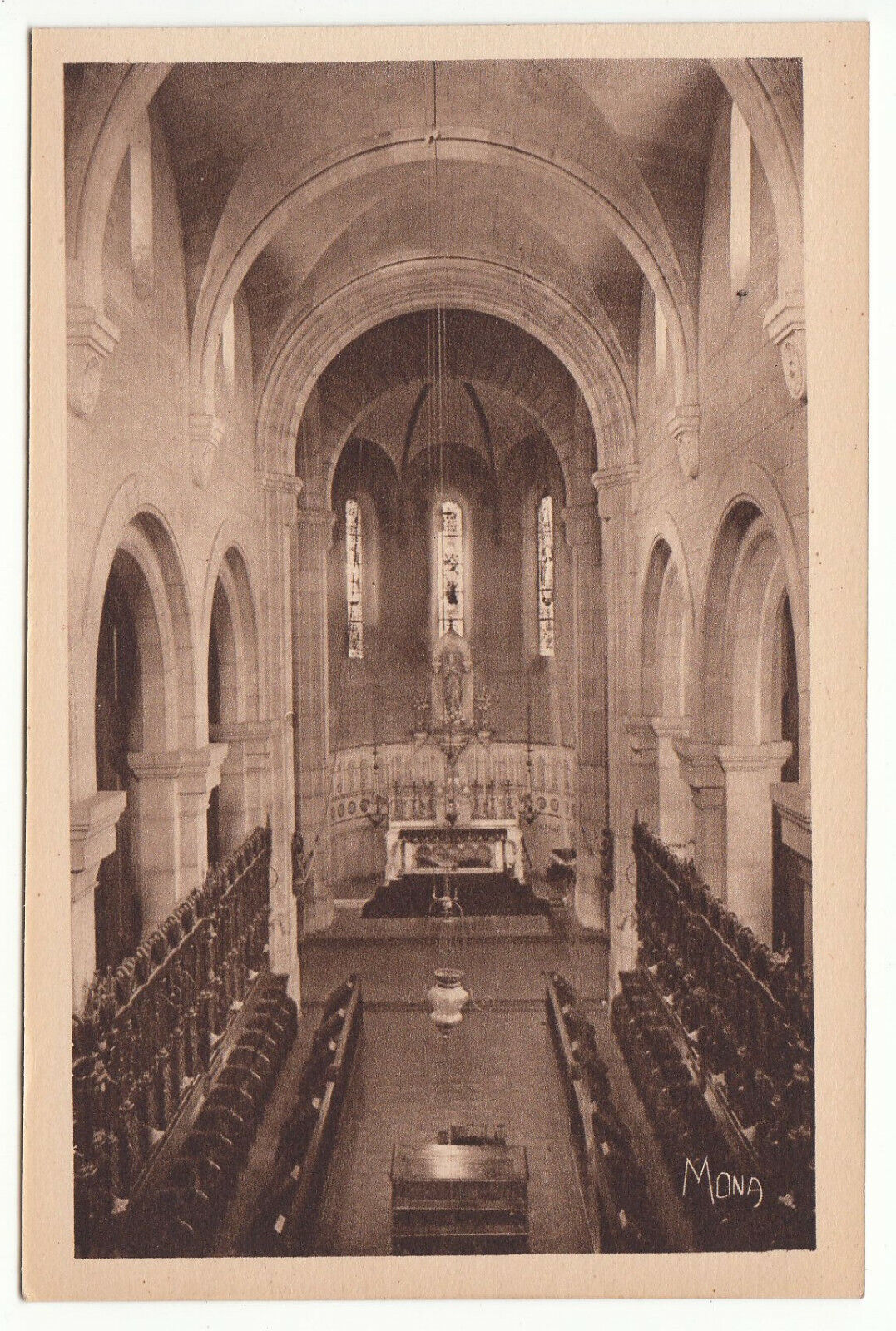 CARTE POSTALE ILE SAINT HONORAT MONASTERE VUE INTERIEURE DE L EGLISE ABBATIALE 402003998183