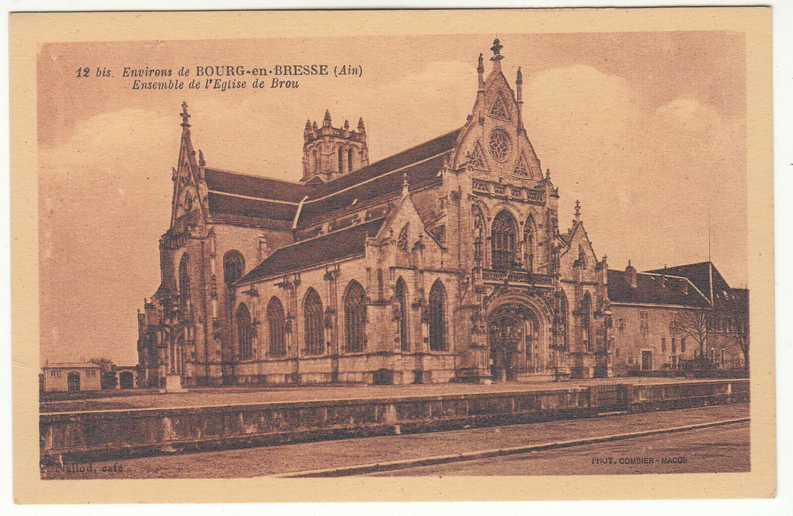 CARTE POSTALE L EGLISE DE BROU ENVIRONS DE BOURG EN BRESSE 123910679043