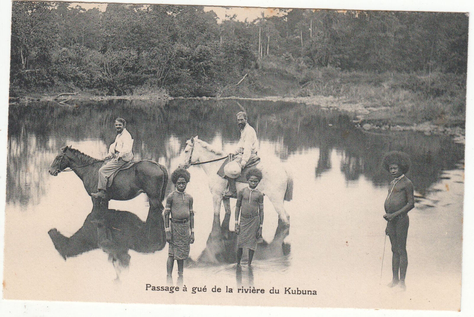 CARTE POSTALE PAPOUASIE PASSAGE A GUE DE LA RIVIERE DE KUBUNA 401356836783