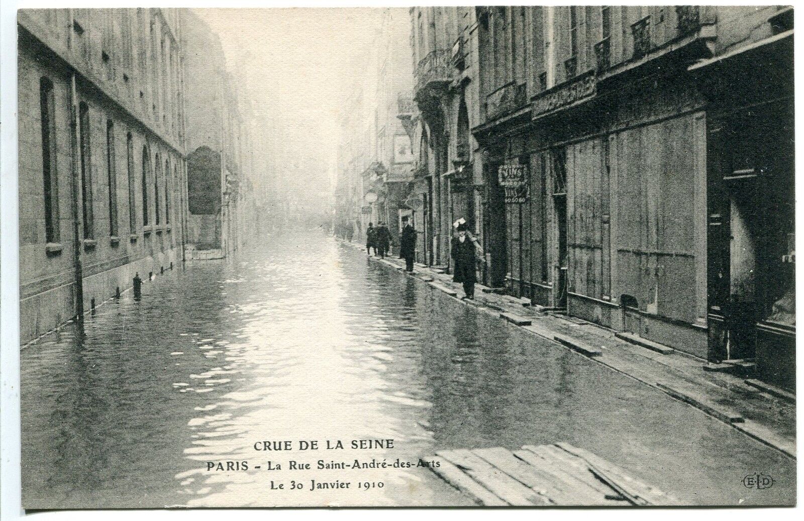 CARTE POSTALE PARIS CRUE DE LA SEINE 30011910 RUE ST ANDRE DES ARTS 400736711213